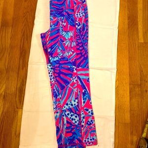 Lilly Pulitzer Weekend Midi Leggings